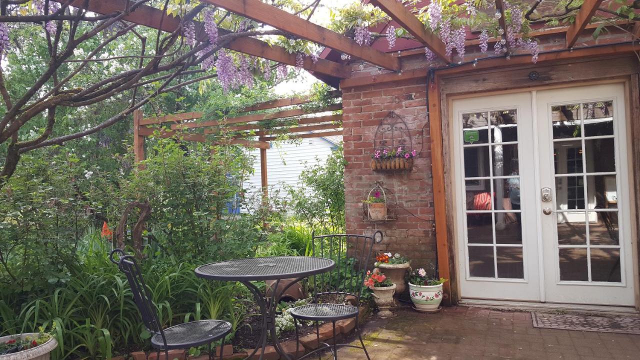 Rubyjune Inn White Salmon 外观 照片